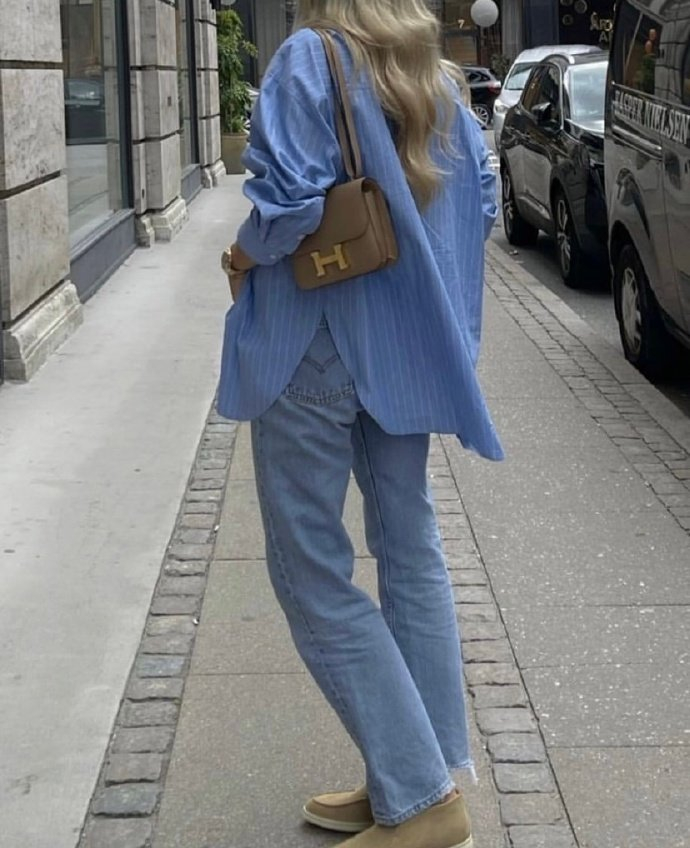 欧美时尚博主春夏随意松弛感穿搭