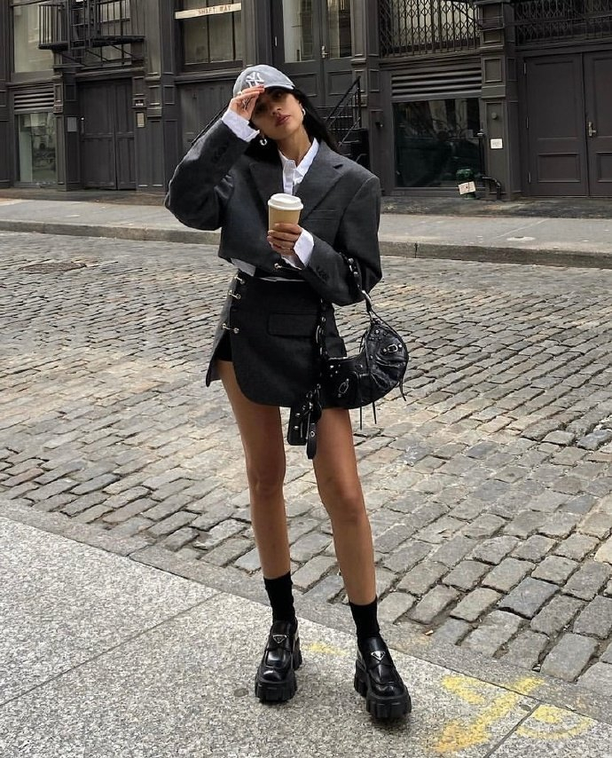 ig长腿时尚博主narrinanatasha酷飒穿搭日常