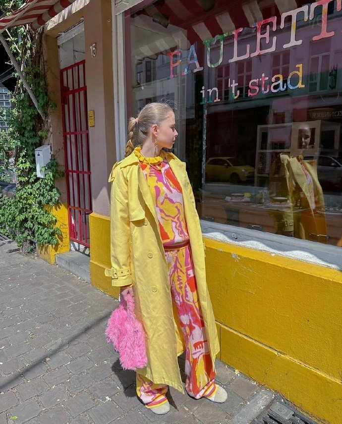 欧美时尚博主anais多巴胺女孩调色盘穿搭分享