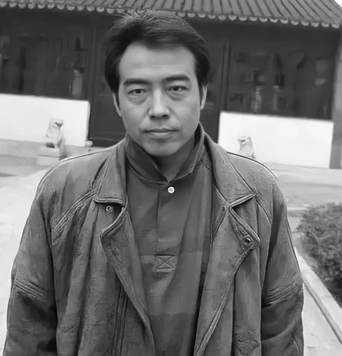 陈凯歌有多壕?为拍电影花12亿修一座城,持25家公司,太惊人|陈凯歌|拍电影|陈红