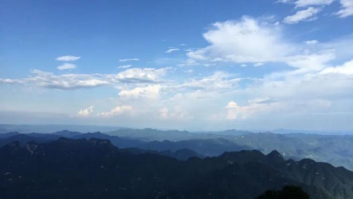 耿兵诗选｜我呐喊，我挣扎，我愤懑
