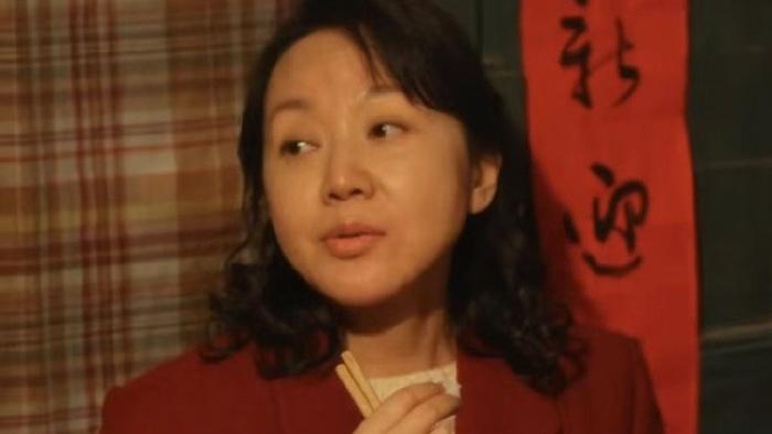 《小巷人家》图南带李佳见阿婆被立规矩，图南怒怼阿婆摔门而出