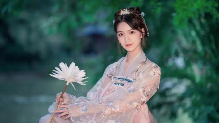 八字探运：婚姻劫数与事业沉浮，人生的起起落落都是定数！