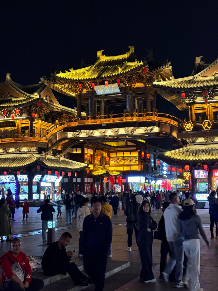 古城游记|夜晚的大同古城,钟楼鼓楼还有醋坊
