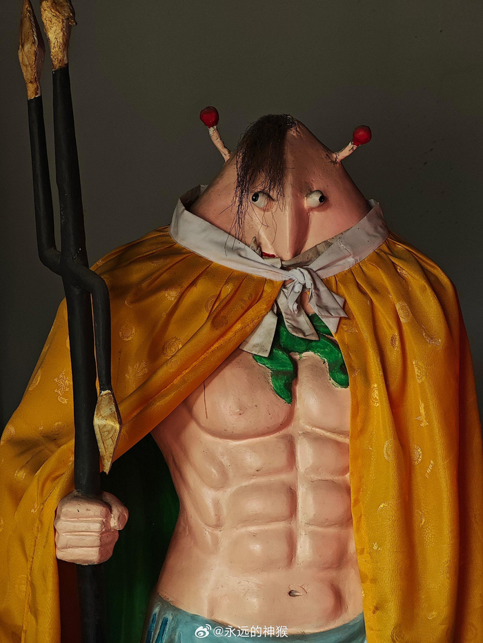 龙王与虾兵蟹将!