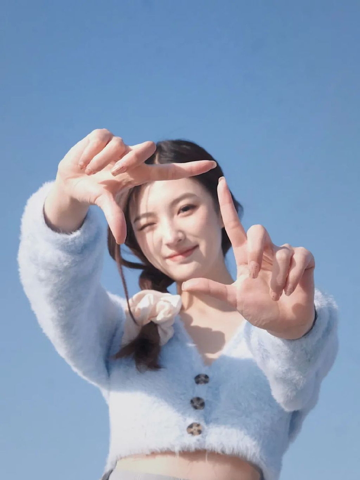 拍照新手可以借鉴人像拍照姿势12招拍照好看又抢镜