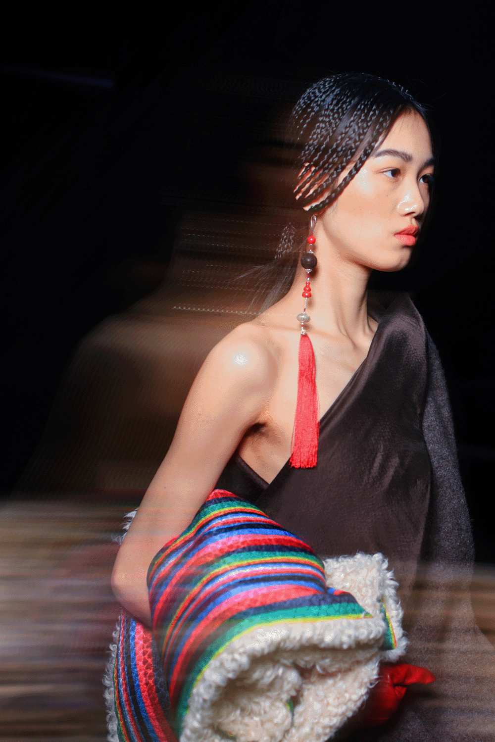 中国国际时装周上的非遗创新,如何以时尚面貌走进当代语境?