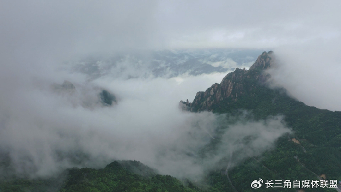 躺在床上看星空云海,就在绩溪!|春游|天路|云海_新浪新闻