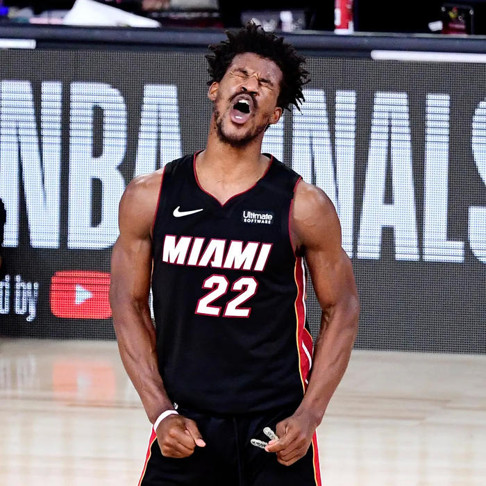 巴特勒领军热火挑战塔图姆布朗双星凯尔特人主场强势难破