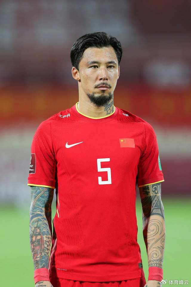 张琳芃的太太分享与丈夫的对话截图,张琳芃不尽早退役或许是无奈