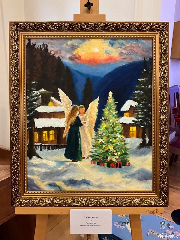 王诗龄去年的圣诞油画,被学校选做了圣诞宣传图,校长还颁了嘉许状.