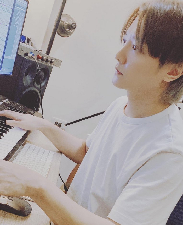 阿沁告别飞儿乐团回归独立音乐人身份