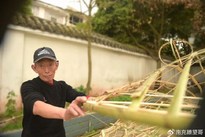 会不会泡汤？南充嘉陵“蛴蟆节”在这次强降温面前会不会泡汤？|嘉陵|蛴|蟆_新浪新闻