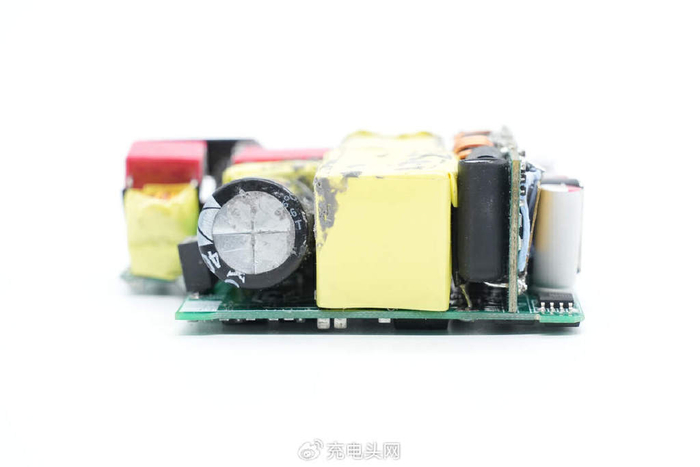 拆解报告panfore广数140w2c1a氮化镓充电器gspd1403u