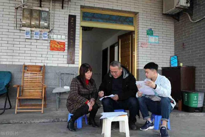 选调生也是公务员,为什么必须先去基层锻炼?其中深意几人知晓