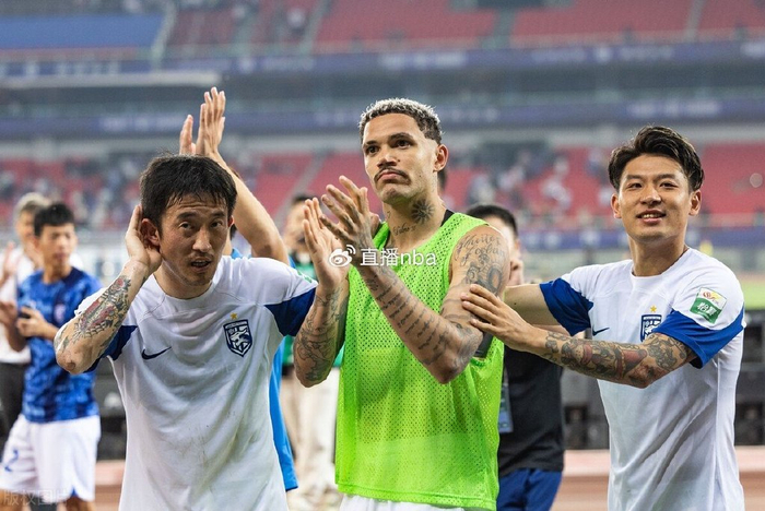 喜讯!武汉三镇队夏窗将主动吃回头草?或力邀大牌金靴|