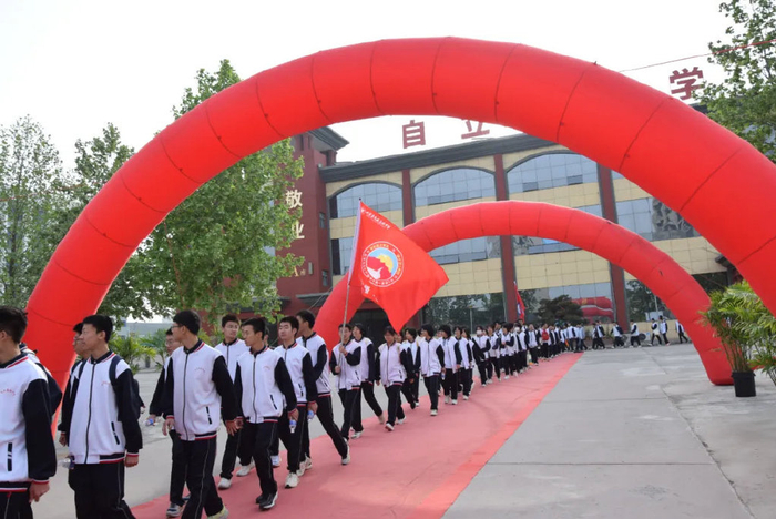 励志青春,双争有我——自立中学2024年远足活动纪实
