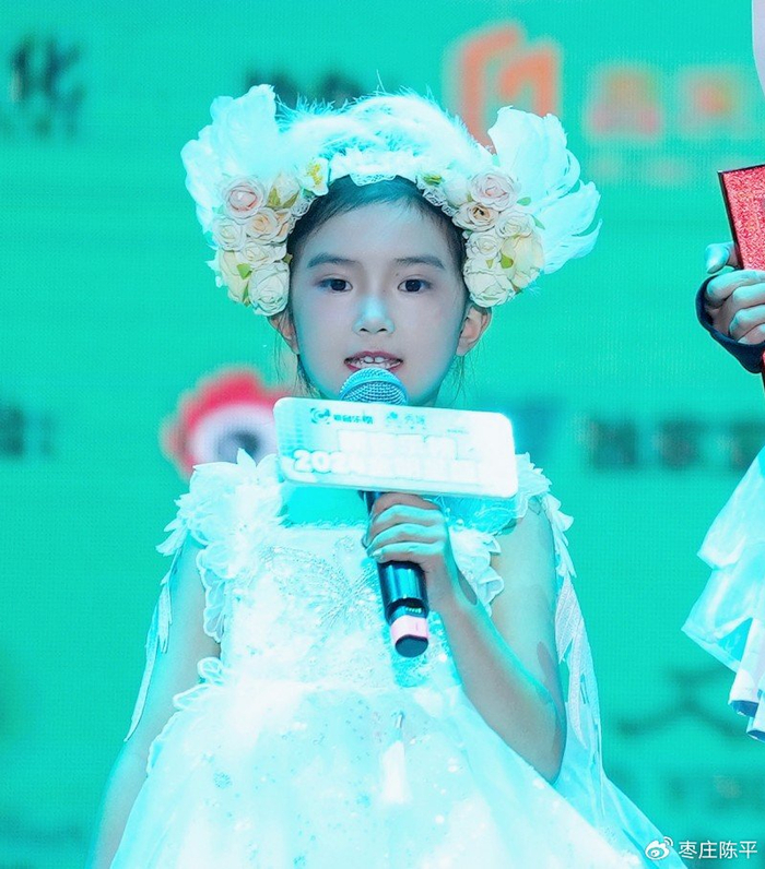 了自己的爸爸(著名少儿音乐制作人陈爽)为她写了那么多好听的歌曲作品