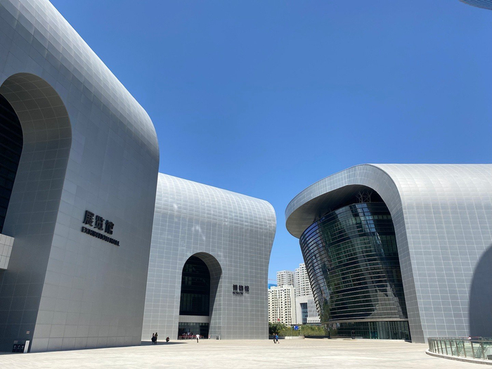 乌鲁木齐的地标性建筑六馆一心