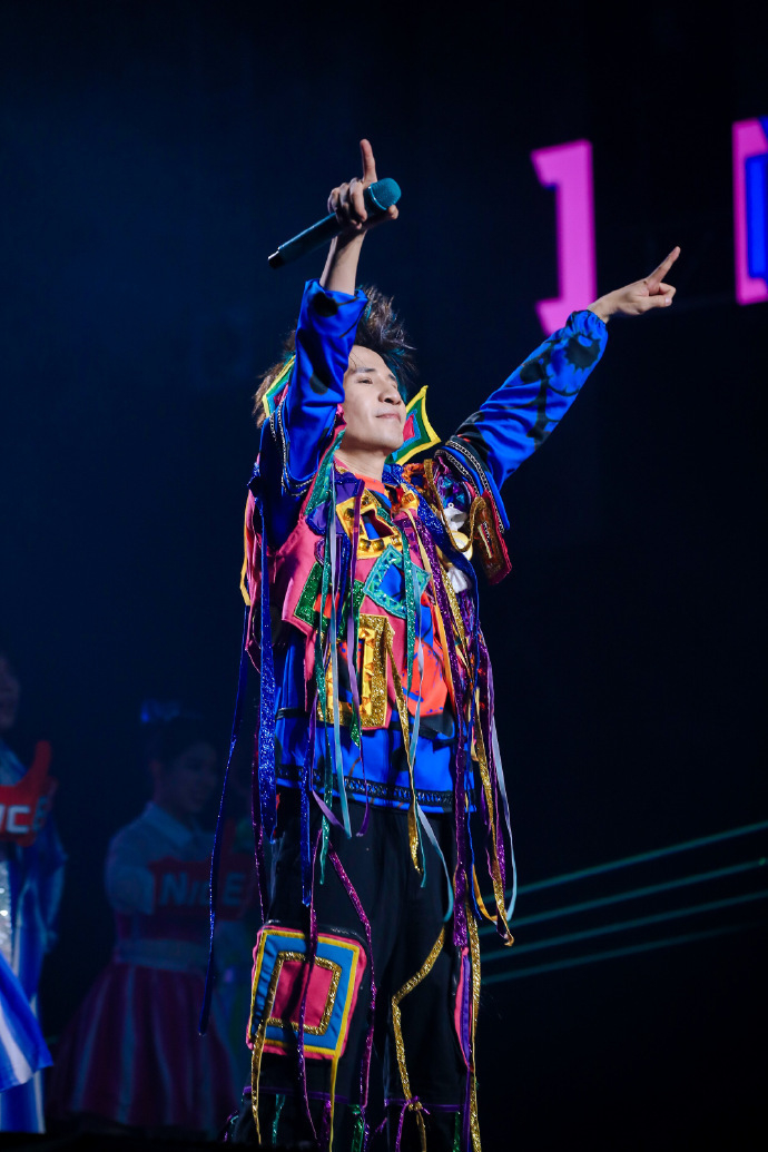 大张伟南京演唱会2月2日预售开启,精彩不容错过!