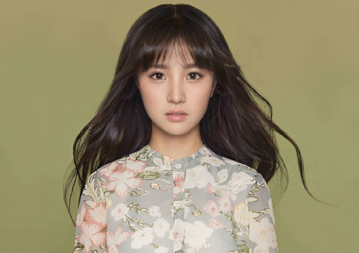 《花间提壶方大厨》成了影视圈黑马,剧中女演员蒋佳恩(本名蒋凤珠)一