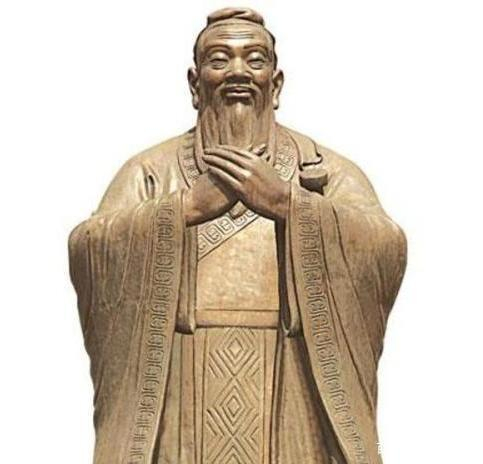 孔子名字的来历可能并非是因其长相，而是与地点有关