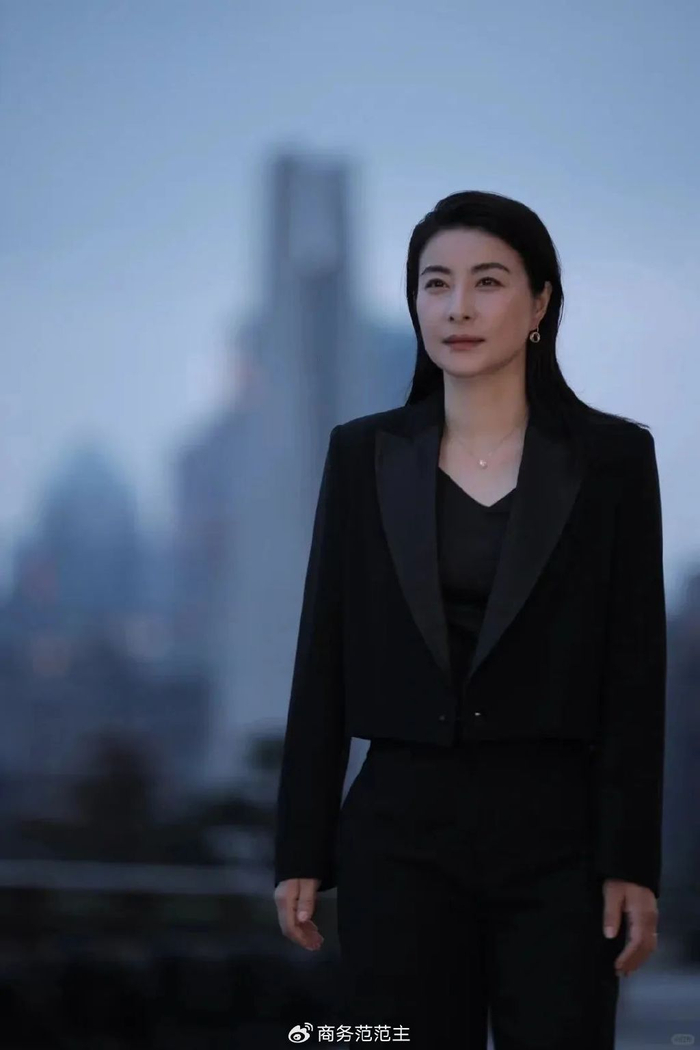 郭晶晶时尚进化史:做自己,就很高级|郭晶晶|卡地亚|时尚圈_新浪新闻