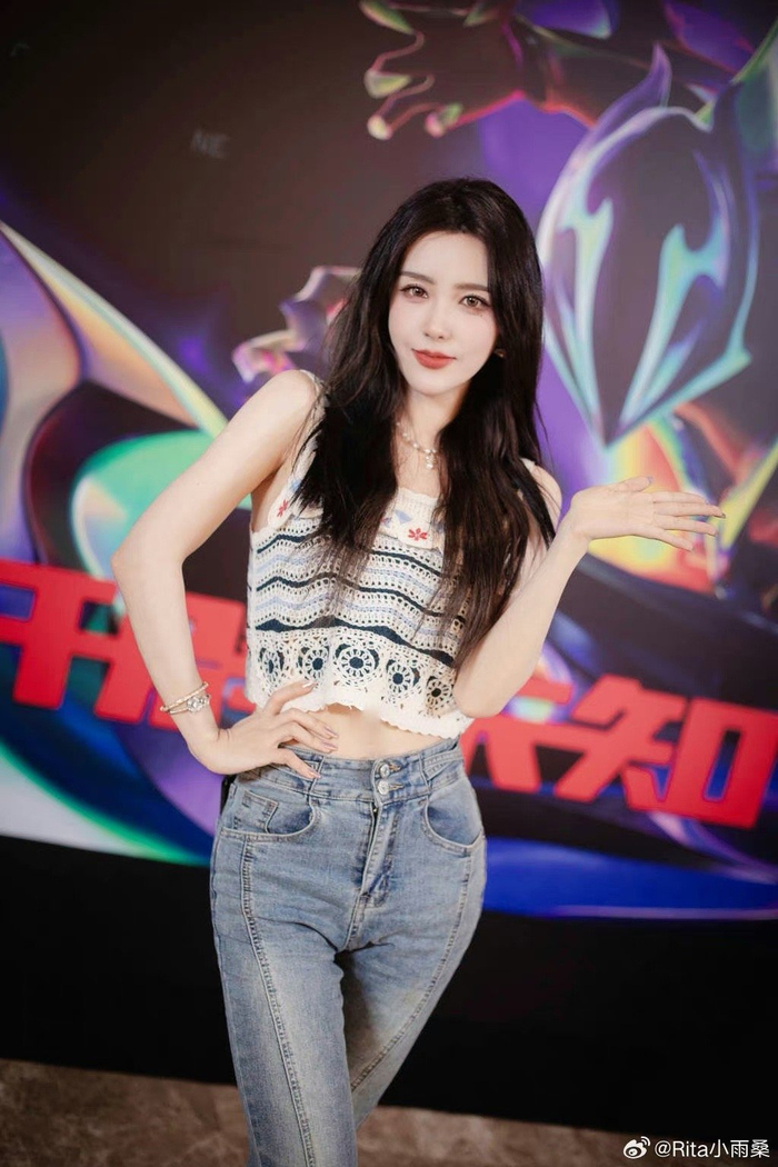 难怪大家都艾希,坏女人都这么美的嘛 解说rita晒照:太有御姐味了,塔子