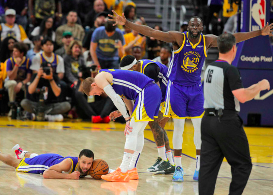 格林啊格林,真不怕被NBA官方调查禁赛啊|德雷蒙德·格林|勇士|国王_新浪新闻
