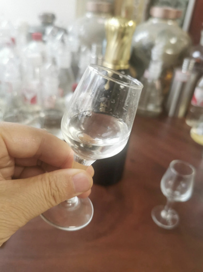 酒界神话:5860听花酒品鉴,茅台酒师俱乐部原创|花酒|酒花|酱香_新浪