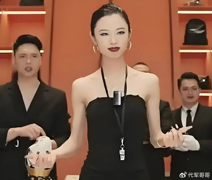 “大佬”落幕！300万粉丝网红澳门COCO姐被禁言，到底是因为啥？|虚假宣传|直播间|澳门