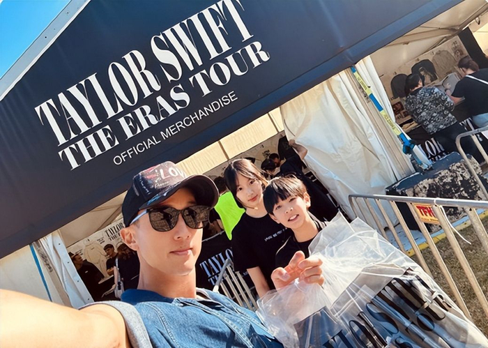 看演唱会差点翻车,一张图证明周杰伦坐的贵宾区|泰