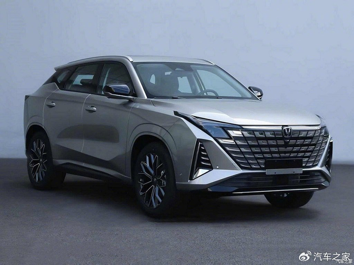 『长安引力全新suv』这一点,我们可以从前一段的工信部申报图中可以