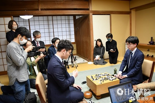 余正麒连破日本第三,第二 为关西棋院六十二年后再夺本因坊挑战权