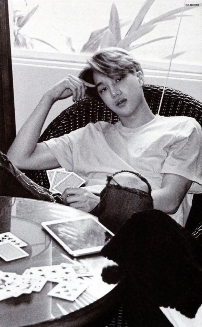 exo斐济黑白写真__财经头条