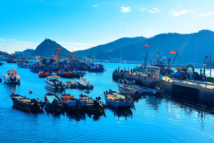 大连渔人码头渔船原创拍摄