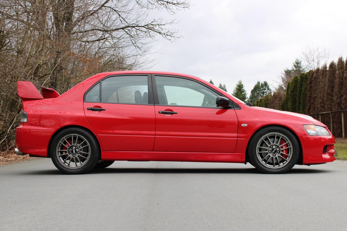 刚刚断舍离把九代送出家门就发现一台在售的evo九代