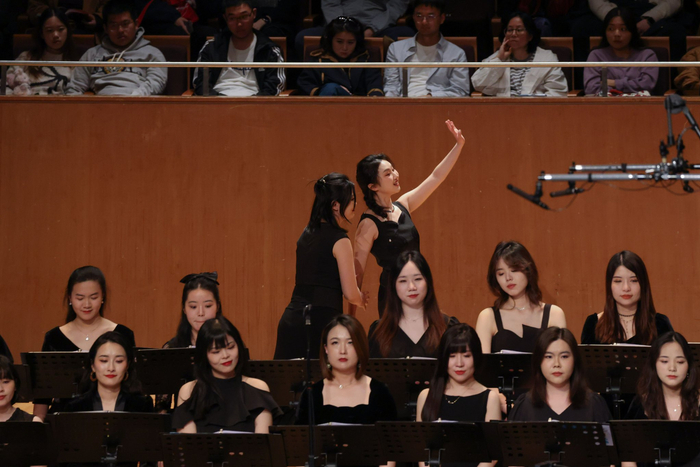 彩虹合唱团首演鼓楼之夜回顾