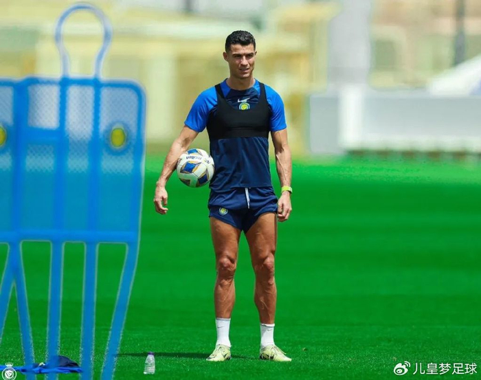 亚冠生死战来了逆境看c罗39岁c罗还能再次完成逆转吗