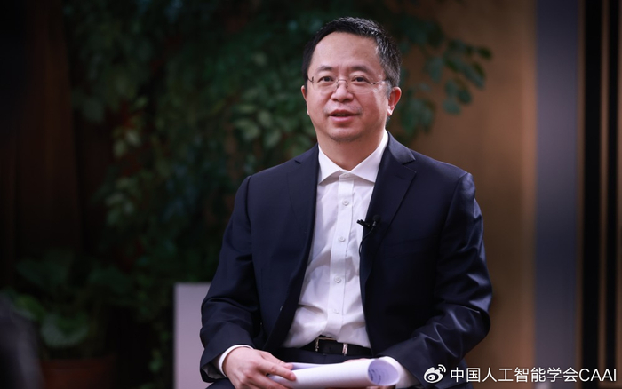 会员两会之声丨caai人工智能与安全专委会主任周鸿祎委员|周鸿祎|模型