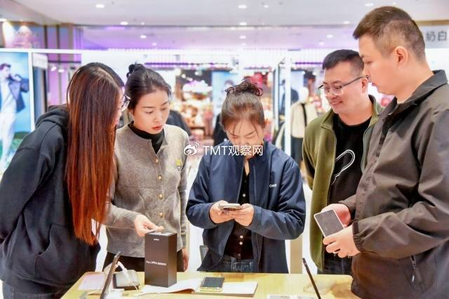 领航手机AI的自动驾驶时代，荣耀Magic7系列正式开售，4499元起-荣耀旗舰机magic