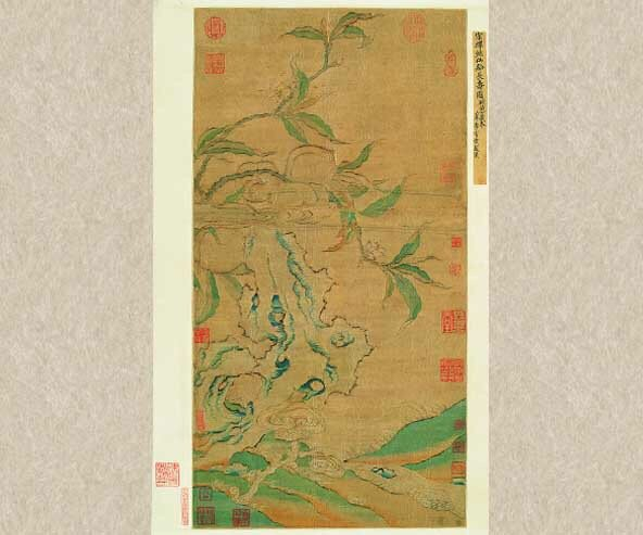 缂(kè)丝,又称“刻丝”,是中国传统丝绸艺术品中的精华