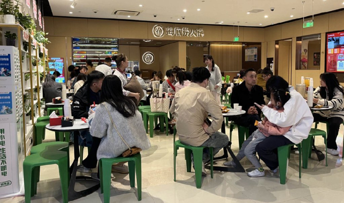 过节忙翻天,节后就腰斩!餐饮陷入"假性复苏"