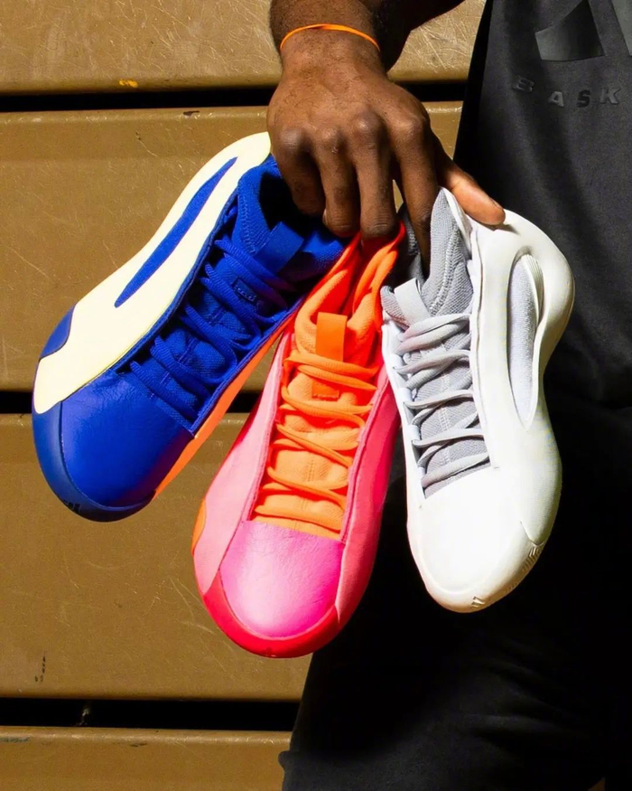 哈登晒出了多款新配色的hardenvol8还有发售时间