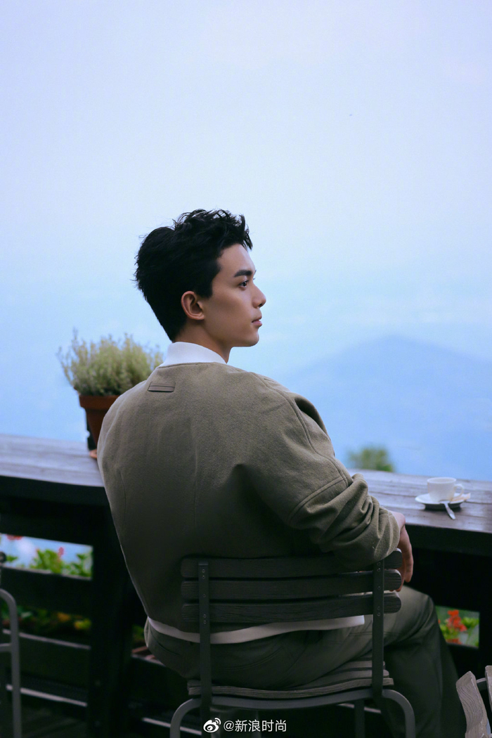 明星看秀吴磊zegna