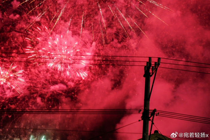 网友宛若轻扬x投稿花火