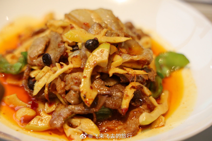 适逢六一儿童节,儿童亲子菜单更是大小朋友都会爱,快来眉州东坡和熊猫