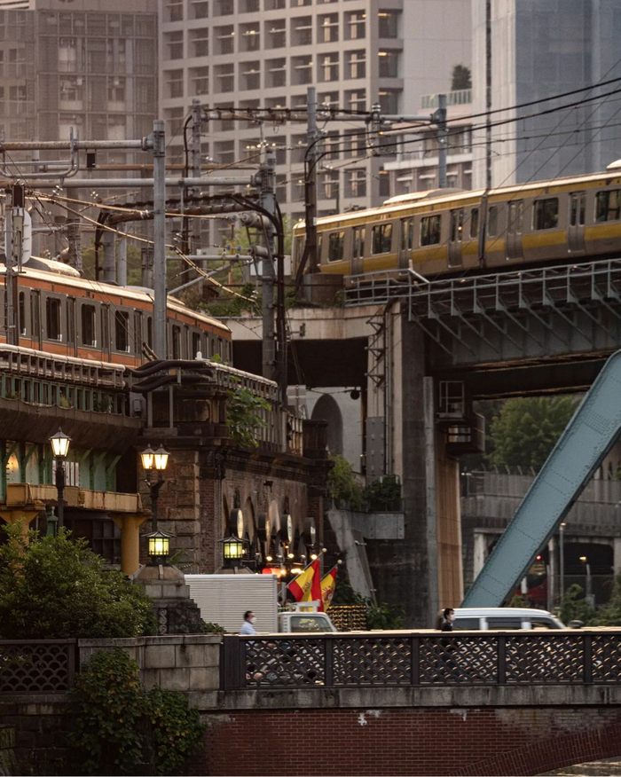 东京神田川河畔始于1912年的万世桥车站早已废止