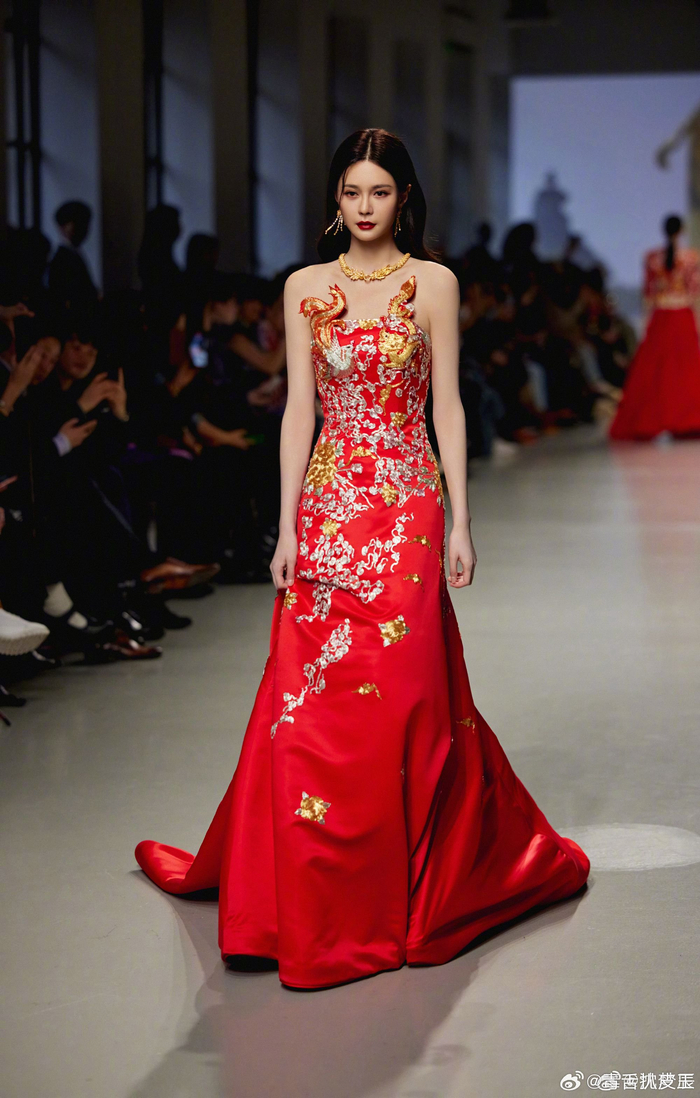 沈梦辰中国元素模特照好看好看真的超美的