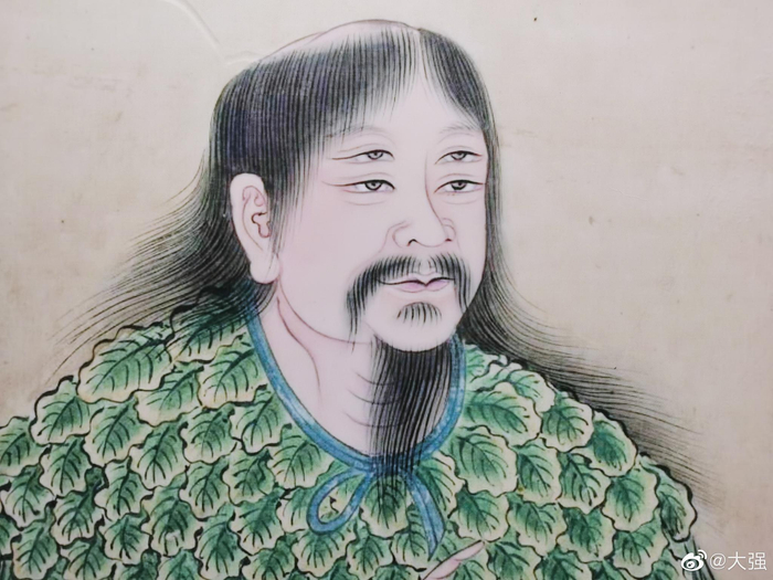 陕西商洛的仓颉小镇里，看见几幅仓颉画像。看起来晕晕的